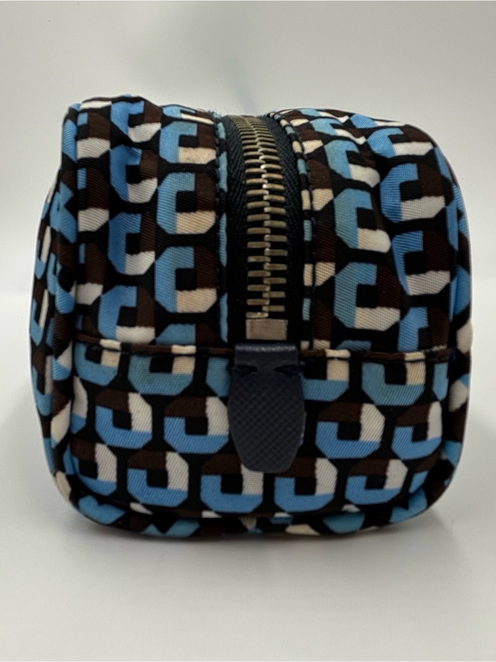 Prada Blue an White Geometric Logo Makeup Pouch - Picture 3 of 14